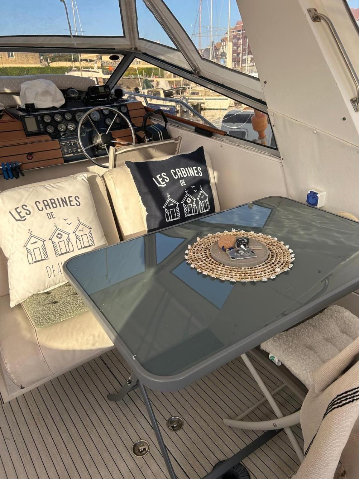 Le Duplex Des Marinas, Mini Yacht Deauville