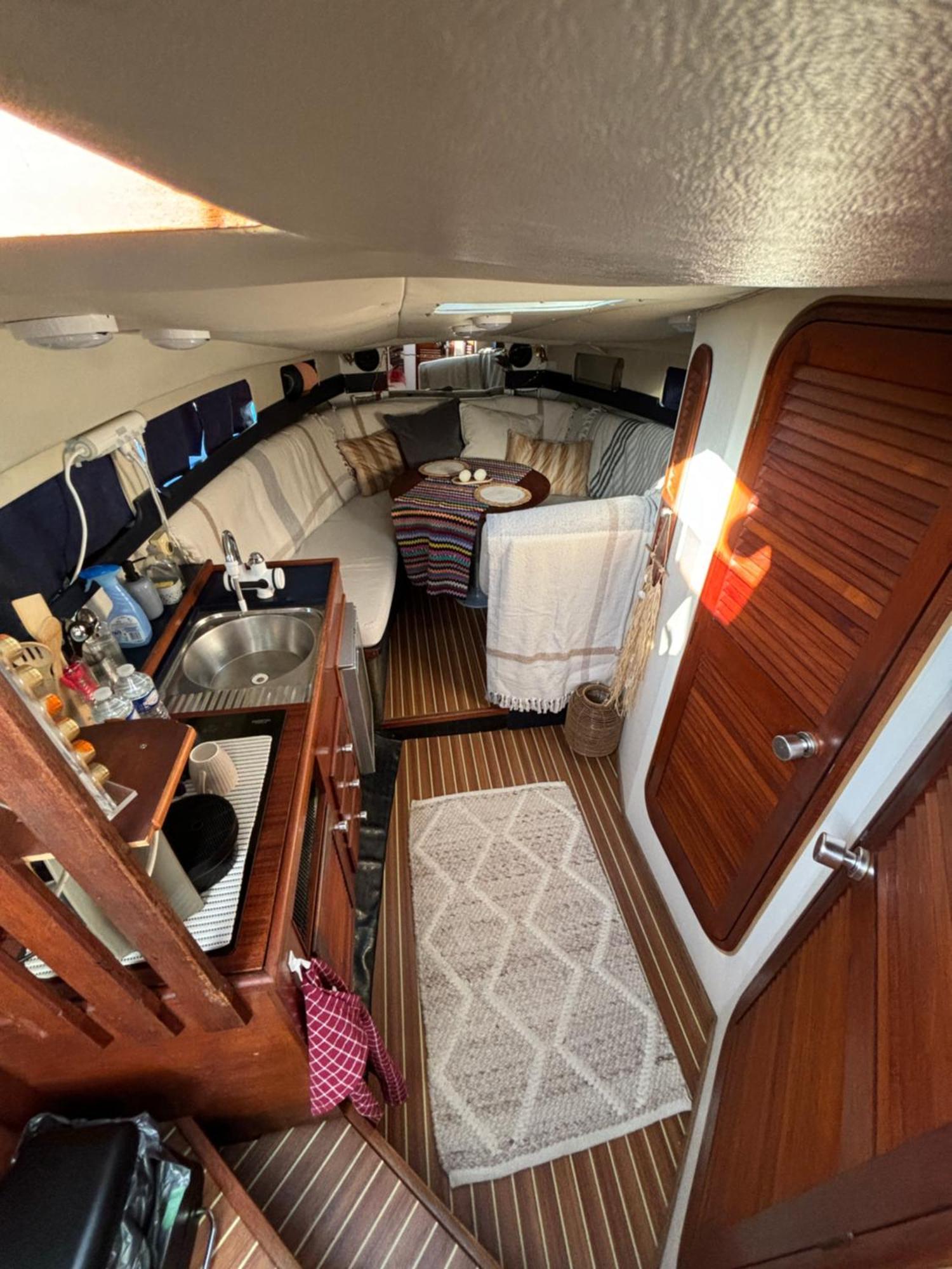Le Duplex Des Marinas, Mini Yacht